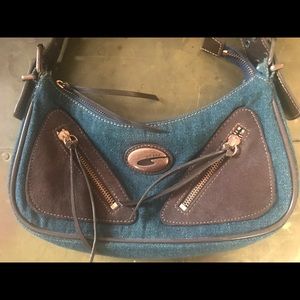 GUESS jean purse